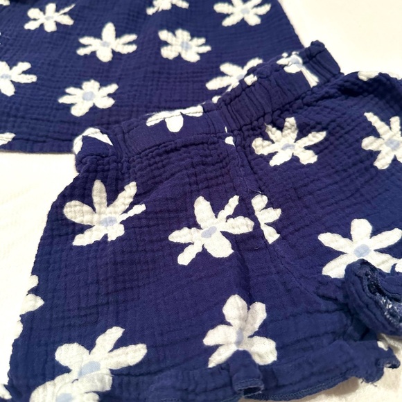 Btween Toddler Girl's Floral Outfit - Picture 2 of 5